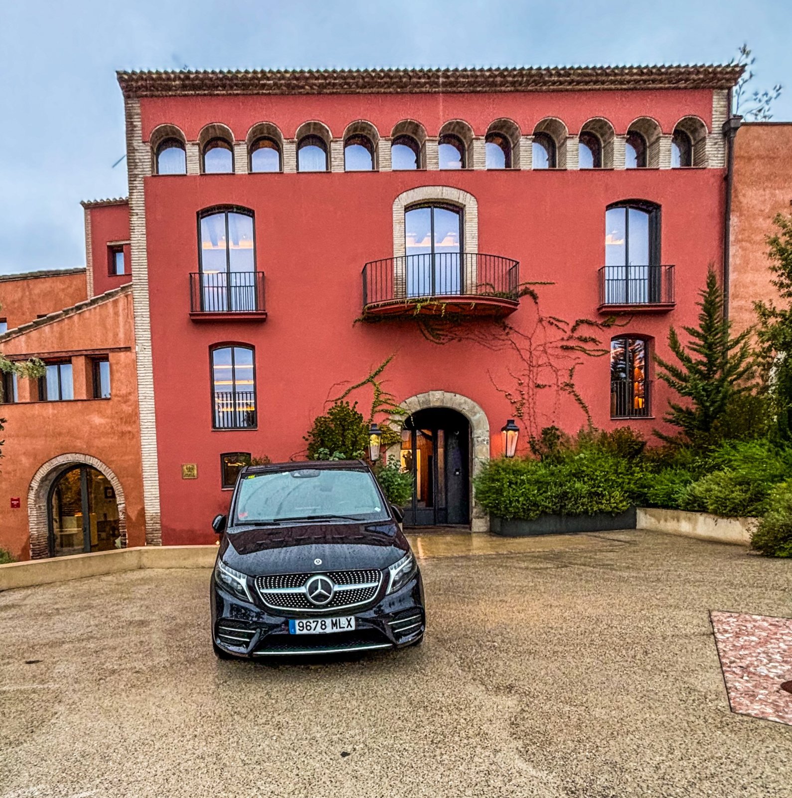 Chófer privado al Gran Hotel Mas d'en Bruno, en el Priorat