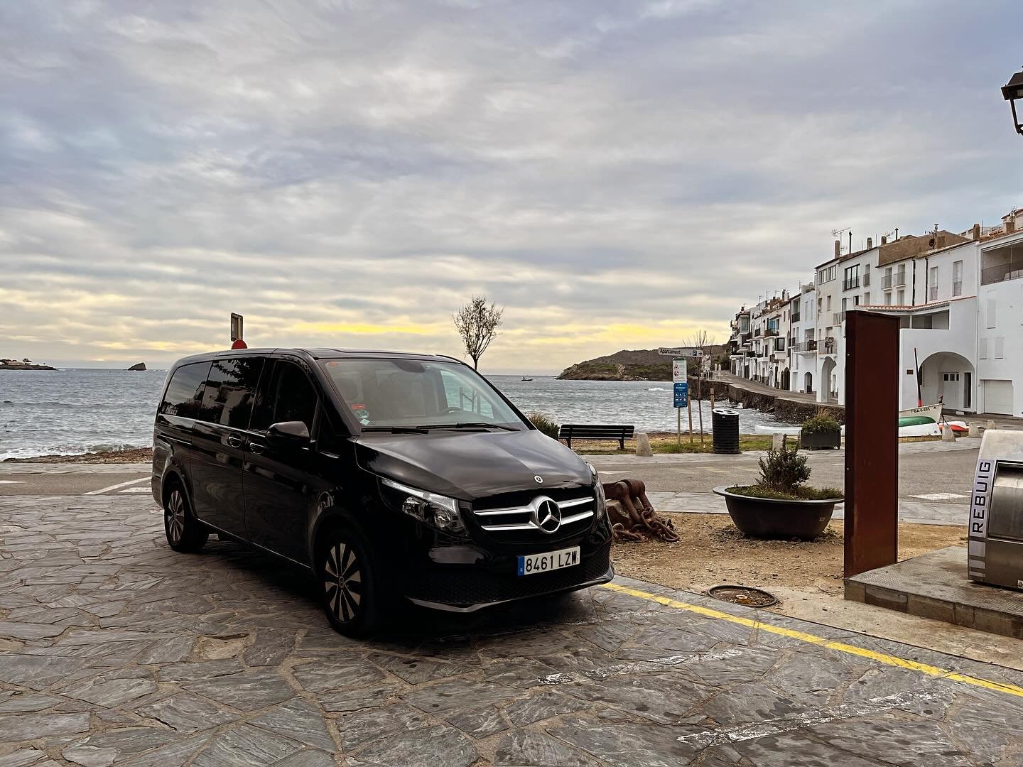 Chófer privado en Cadaqués: la Costa Brava de Dalí