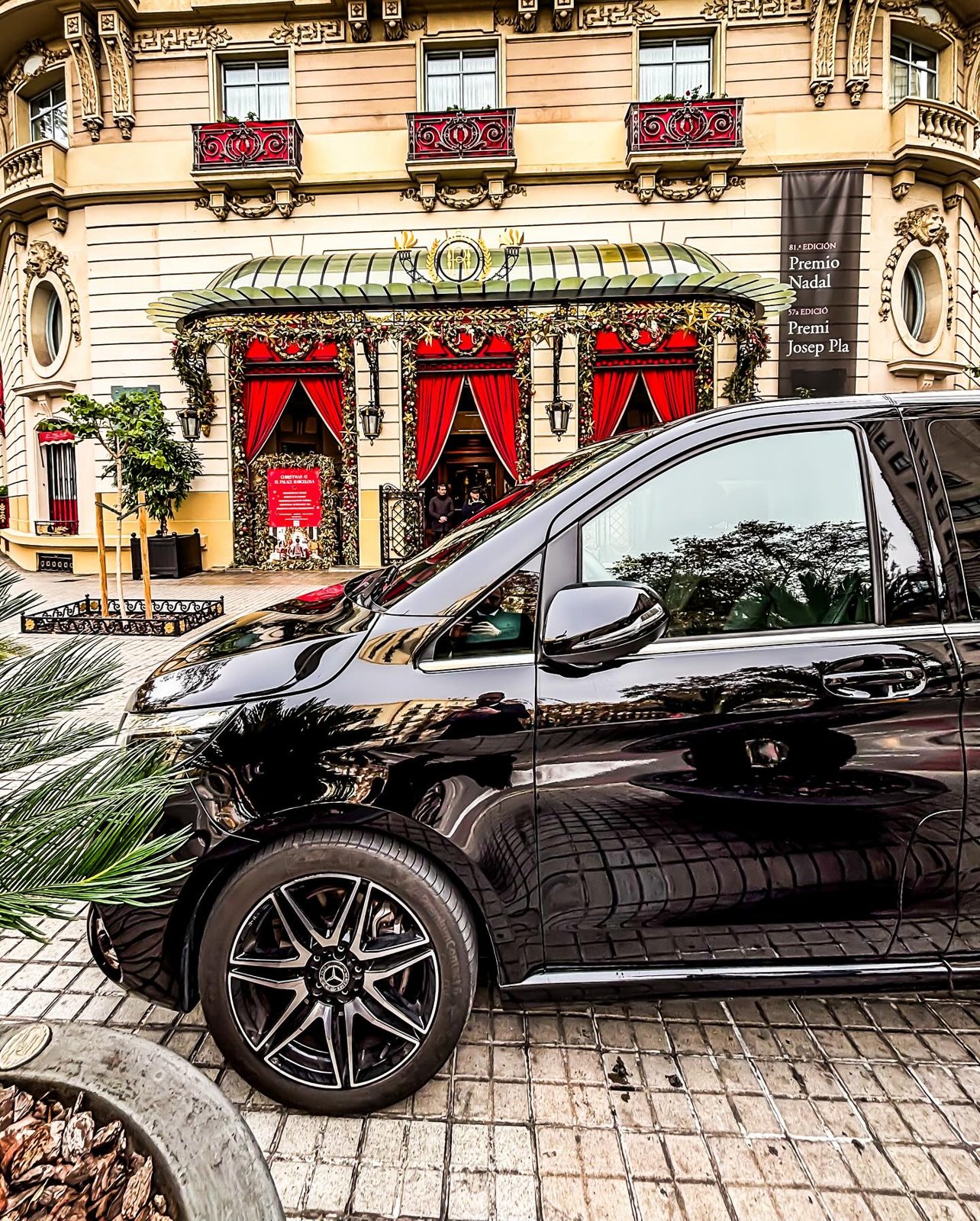 Chófer privado en el Hotel El Palace Barcelona