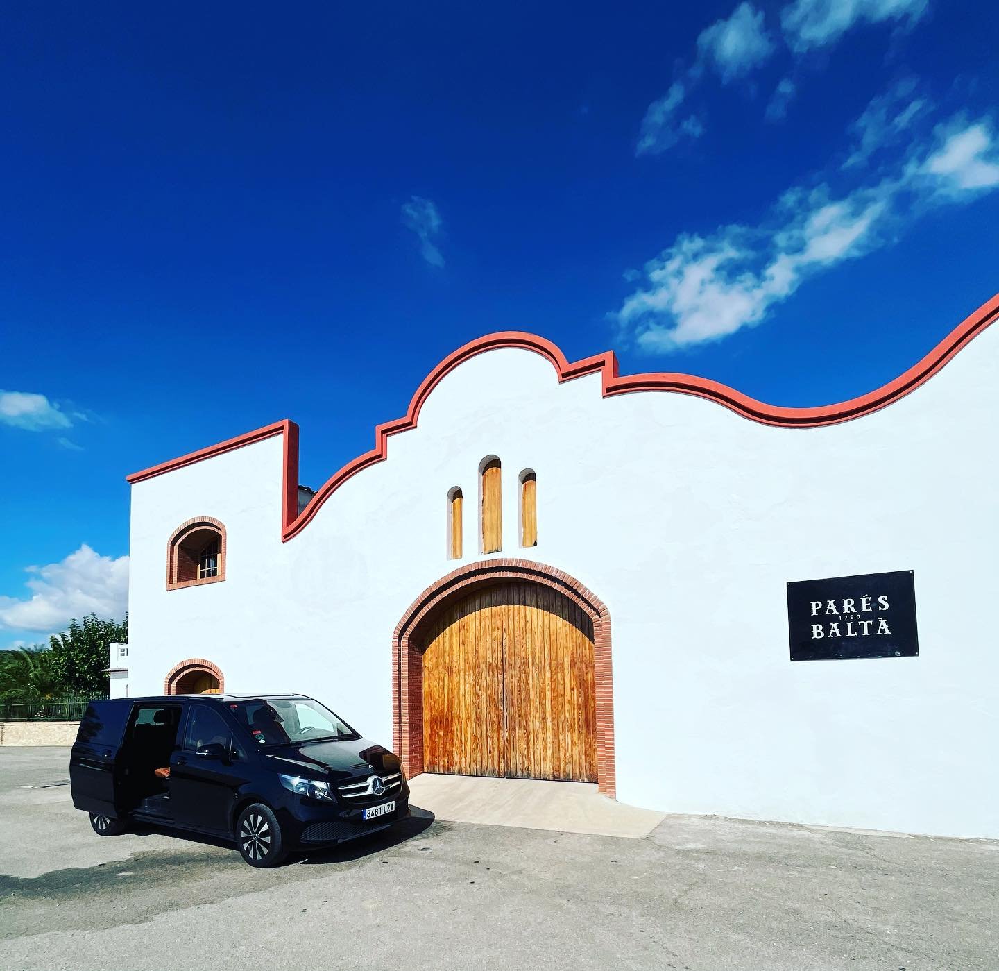 Enoturismo con chófer privado en Parés Baltà
