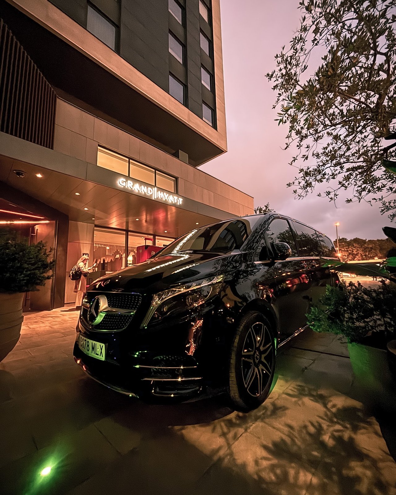 ISE 2025 en Barcelona: traslados con chófer en el Grand Hyatt