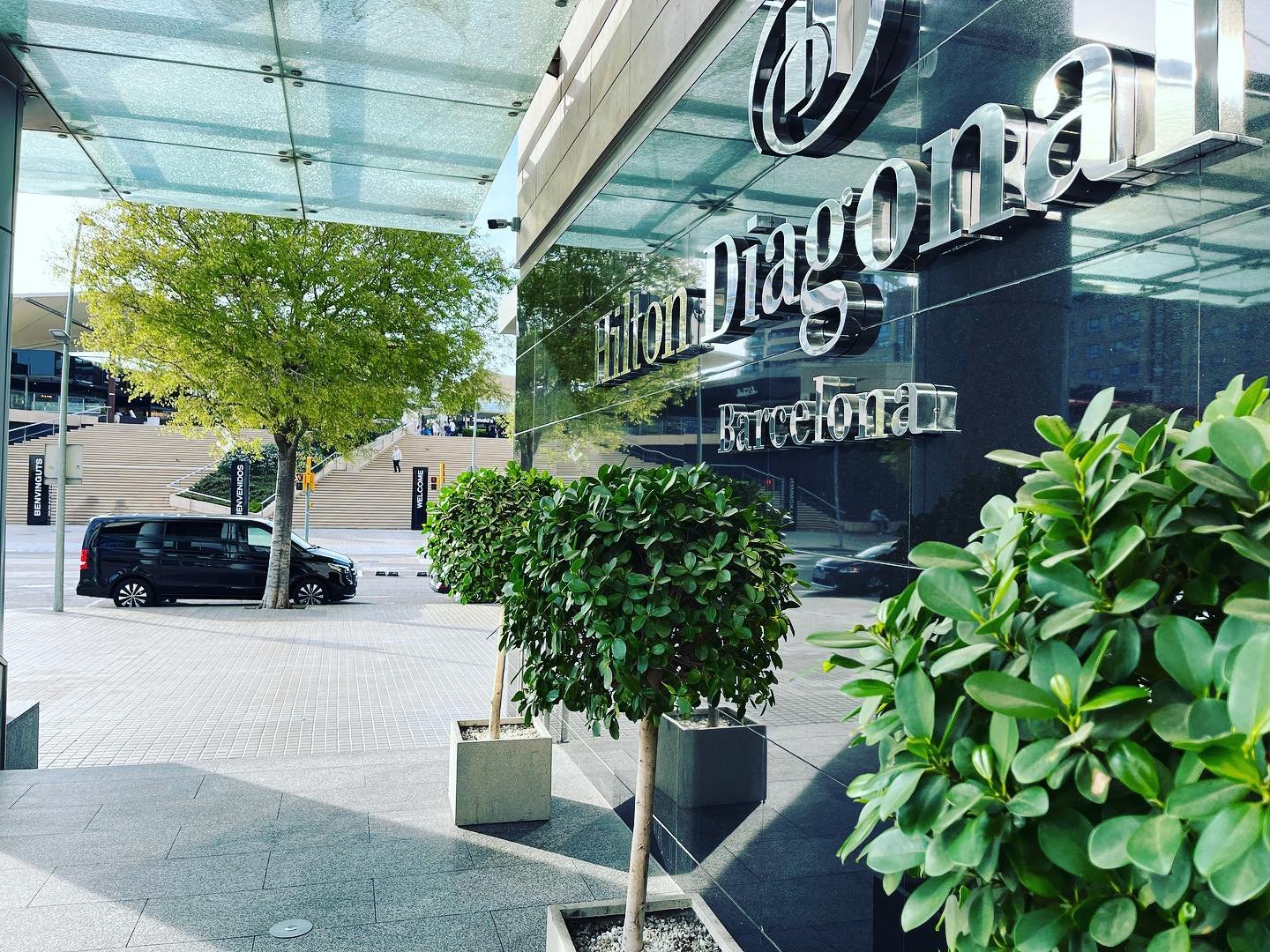 Traslados con chófer en el Hilton Diagonal Mar de Barcelona